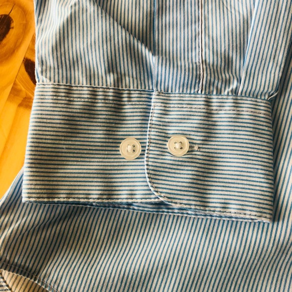 Las Olas Button Shirt Collared Light Blue Stripe Embellished Crabs Sz L - Picture 4 of 12